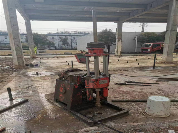 吊罗山乡袖阀管小导管注浆加固施工工艺